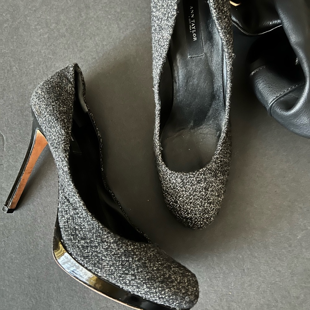 Ann Tylor tweed heels size 8 1/2!